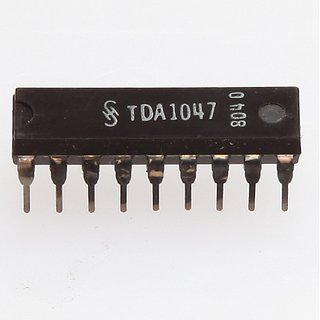 TDA1047 IC