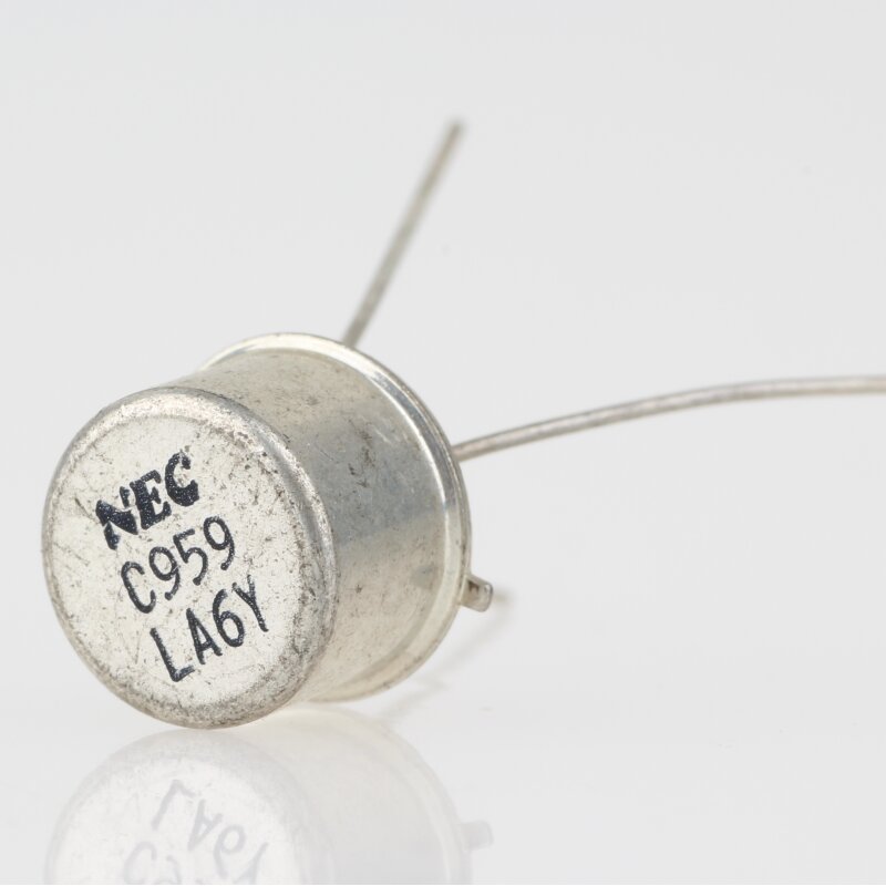 2SA992 Transistor TO-92 online in Hamburg kaufen