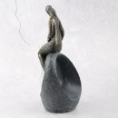 Deko Design Skulptur Figur "Moment" aus Polypropylen 27cm bronzefarben