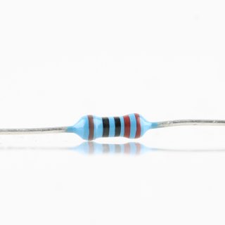 220 Ohm 0.5W 1% Widerstand